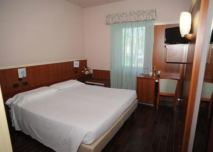 Hotel Agnello 3*